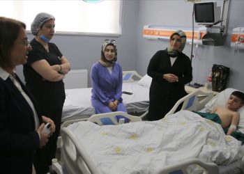 Diyarbakır’da açılan ünitede ileri derece cerrahi gerektiren diş tedavileri yapılıyor