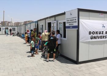 Dokuz Eylül Üniversitesi Hatay'da fizik tedavi merkezi ve su arıtma ünitesi kurdu