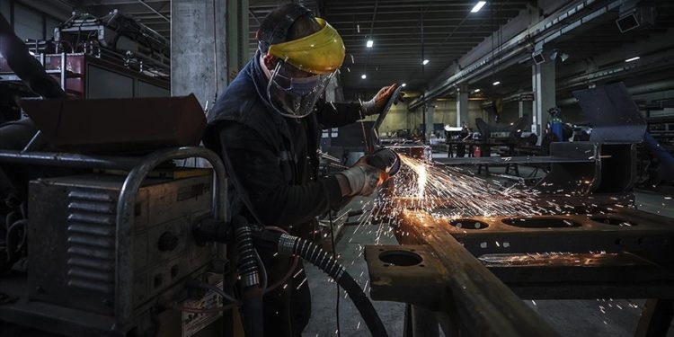 Ekonomistler büyüme verilerini değerlendirdi