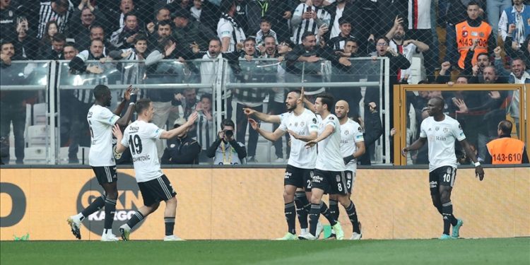 Beşiktaş, depremzedeler için Azerbaycan’da dostluk maçına çıkacak