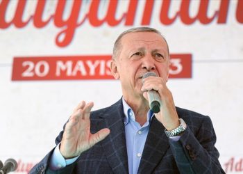 Amacımız deprem bölgesinde ekim-kasım gibi kalıcı konut teslimine başlamak