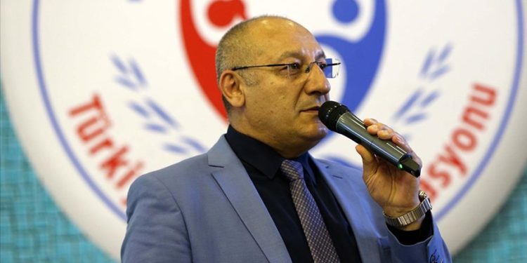 Halterde Kovid-19 salgını sürecinde düşen sporcu sayısı yeniden yükselişe geçti