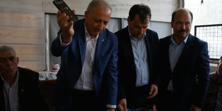 Cumhurbaşkanı ve AK Parti Genel Başkanı Erdoğan, partisinin Muğla'daki seçim programına telefonla bağlandı