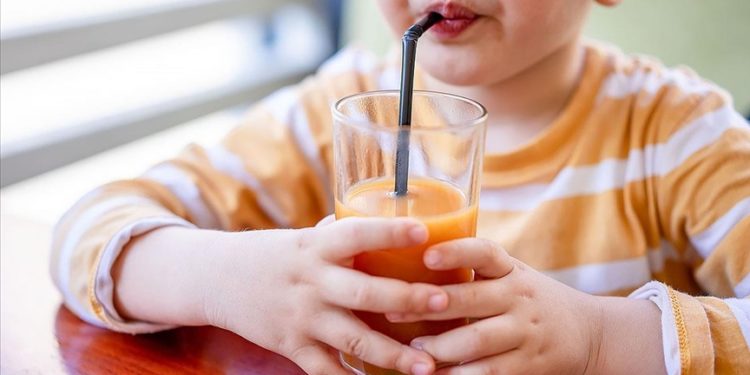 ABD’de yaygın olarak tüketilen bazı içecekler, standartların üzerinde zehirli metal içeriyor