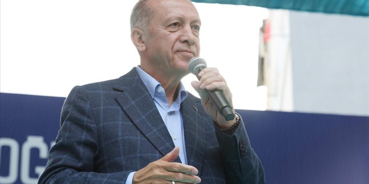 Biliyorsunuz, biz ezelden Kasımpaşalıyız, çocukluğum buralarda geçti, gençliğimiz buralarda geçti