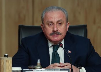 TBMM Başkanı Şentop'tan Charlie Hebdo dergisine tepki