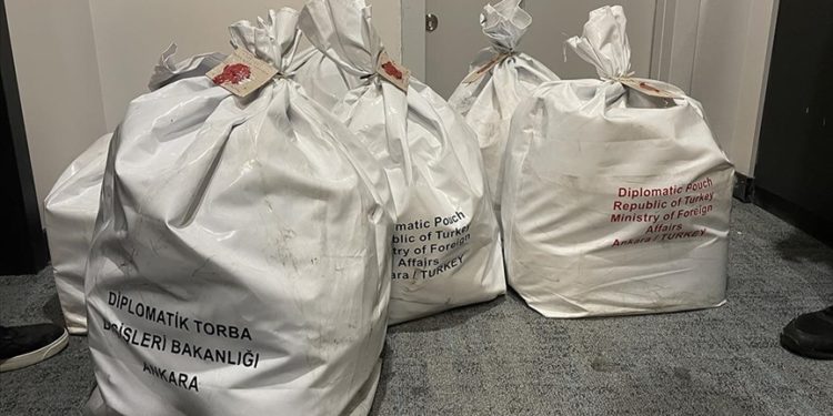 Yurt dışında kullanılan oyların tamamı Türkiye’ye getirildi