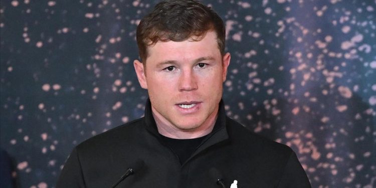 Meksikalı boksör Alvarez, İngiliz Ryder'ı yenerek unvanını korudu