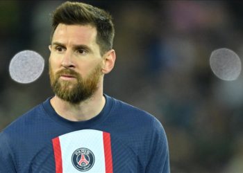 PSG Lionel Messi’yi 2 hafta kadro dışı bıraktı