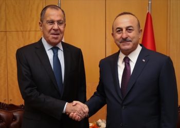 Dışişleri Bakanı Çavuşoğlu, Rus mevkidaşı Lavrov ile telefonda görüştü