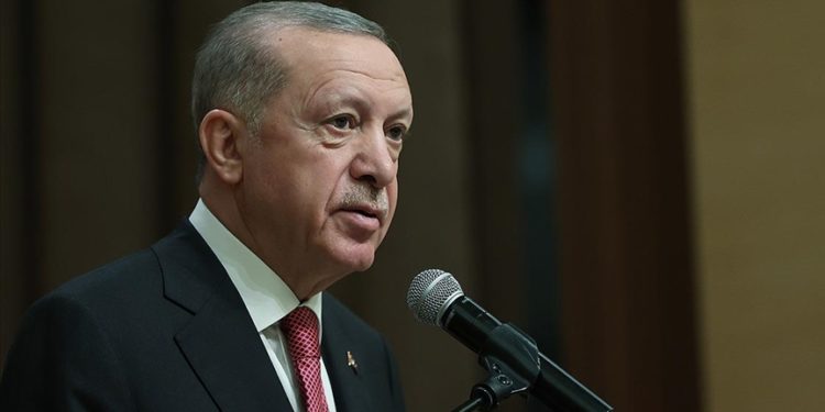Suudi Arabistan Veliaht Prensi El Suud'dan Cumhurbaşkanı Erdoğan'a tebrik telefonu