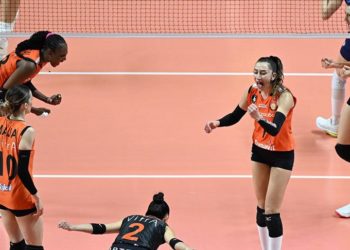 Eczacıbaşı Dynavit, Martyna Czyrnianska'yı kadrosuna kattı