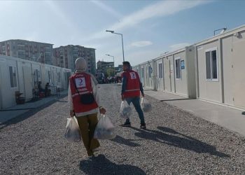 Türk Kızılay Şubesinden özel gereksinimli depremzede çocukların ailelerine destek