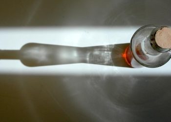 Yüksek oranda alkol tüketimi ileri yaşlarda kas kütlesi kaybına yol açıyor