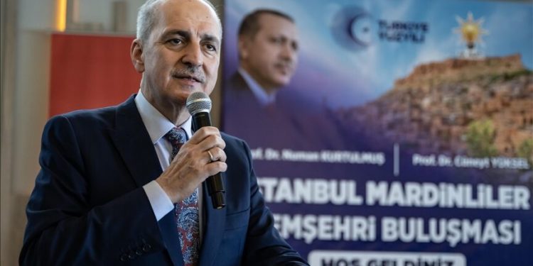 Bu seçimde Türkiye istikamet tarihini seçecektir