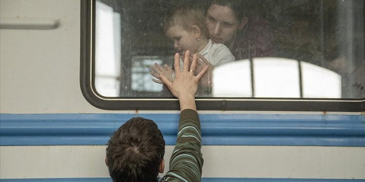 Dünya genelinde 2022’de 61 milyon kişi ülke içinde yerinden edildi