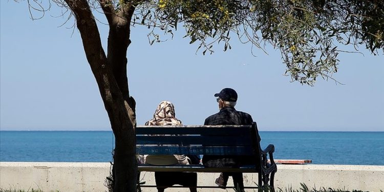 İkinci bir dil öğrenmek hafızayı güçlendiriyor ve yaşlılıkta demansı önlüyor