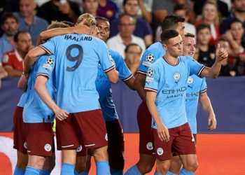 Manchester City, peş peşe 3’üncü Premier Lig şampiyonluğu için büyük bir adım attı