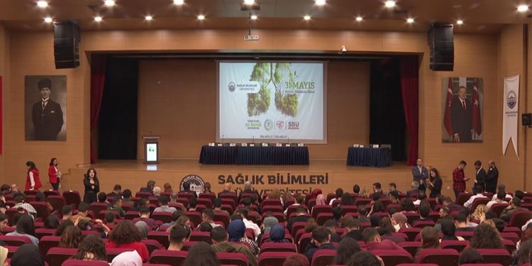 Sağlık Bilimleri Üniversitesinde “Dünya Tütünsüz Günü” paneli düzenlendi