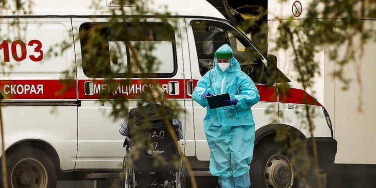 Ülkelerin sağlık sistemleri, Kovid-19’un ardından ilk büyük iyileşme belirtilerini gösterdi