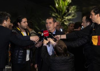 Galatasaray Kulübü Başkanı Özbek: Herkes duysun sesimizi, Galatasaray geliyor