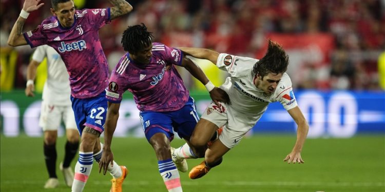 UEFA Avrupa Ligi'nin finalistleri belli oldu