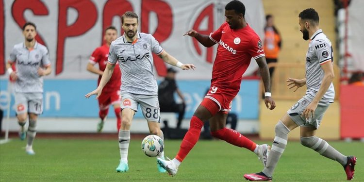 Antalya’da golsüz beraberlik