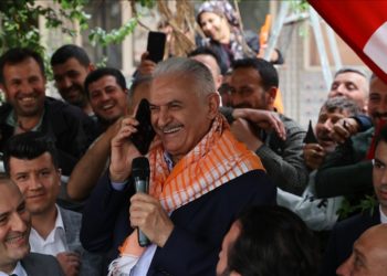 Cumhurbaşkanı Erdoğan, İzmir’deki halk buluşmasına telefonla bağlandı