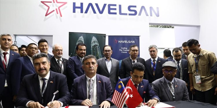 HAVELSAN, Malezya’da kara ve havadan sonra denizden ihracat çıkaracak