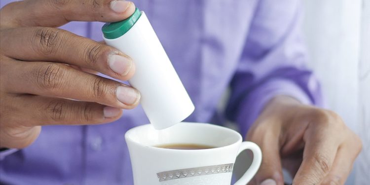 DSÖ’den kilo kontrolü için şekersiz tatlandırıcıların kullanılmaması tavsiyesi