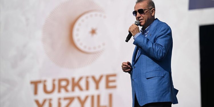 Cumhurbaşkanı Erdoğan'ın haftalık mesaisi sosyal medyadan paylaşıldı
