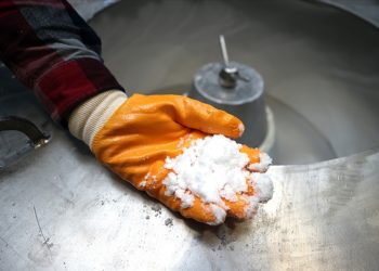 Lityum fiyatları, aşırı üretim ve geliştirilen yeni nesil bataryalarla düşüş eğilimine girdi