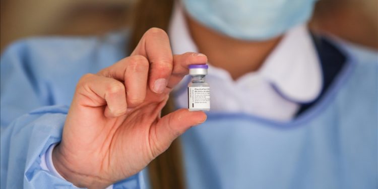 AB ile BioNTech-Pfizer Kovid-19 aşı sözleşmesini revize etti