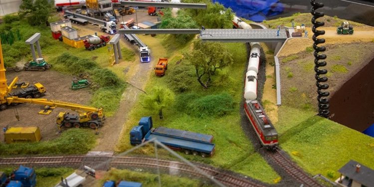 Hırvatistan'da Uluslararası Demir Yolu Modelleri Sergisi açıldı