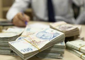 Bankacılık sektörü kredi hacmi geçen hafta 8 trilyon 971 milyar lira oldu