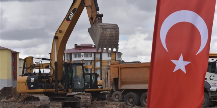 Kars’ta 500 yataklı hastanenin temeli atıldı