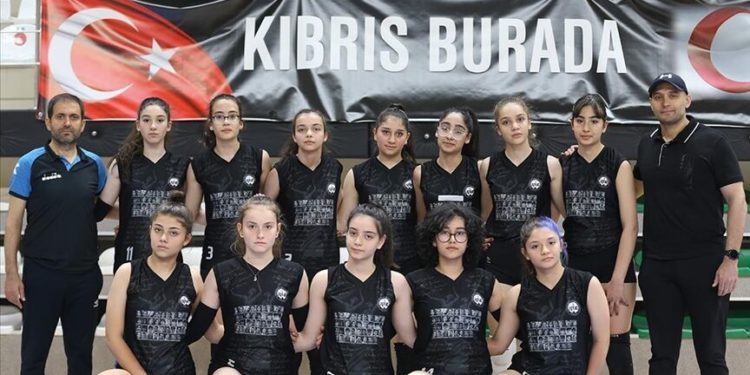 Finallerde depremde hayatını kaybeden KKTC’li öğrenciler için yarışacaklar