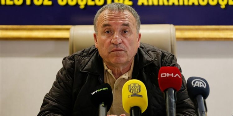 Mete Kalkavan’ın yönettiği her maçımızda mağduriyetimiz hat safhada