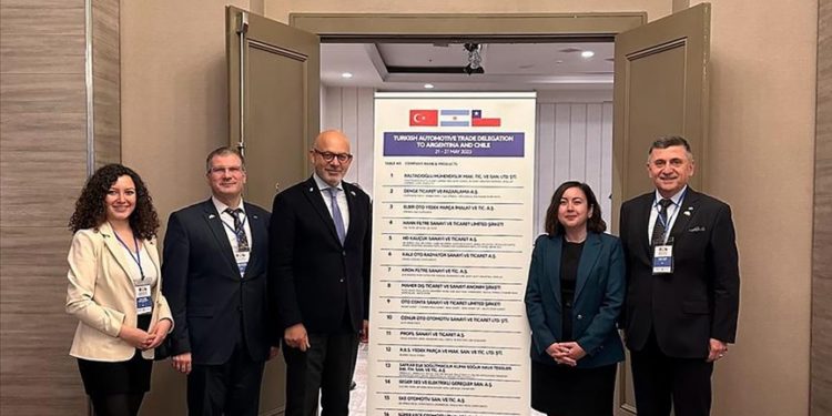 Türk otomotiv sektörü Arjantin ve Şili’de istikrarlı büyüme hedefliyor