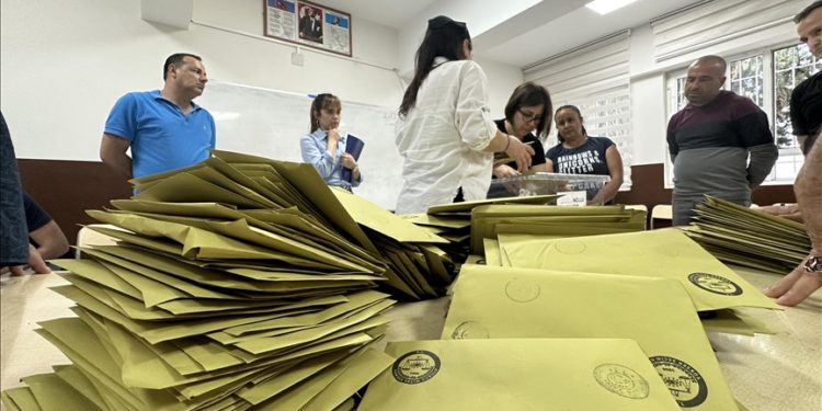 Cumhurbaşkanlığı Kabinesi'nin 16 üyesi milletvekili seçildi