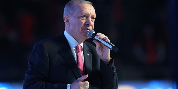 CANLI-Cumhurbaşkanı Erdoğan konuşuyor