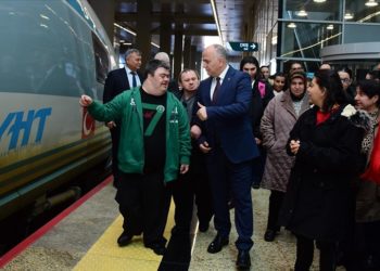 "Hayat Senin" projesi kapsamında özel gereksinimli bir grup ilk defa hızlı trenle seyahat etti