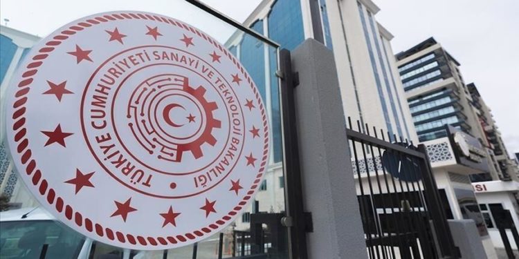 Sanayi ve Teknoloji Bakanlığı martta 1427 yatırım teşvik belgesi verdi