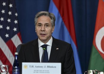 Türkiye’ye F-16 satışını İsveç’in NATO üyeliğine bağlamıyoruz