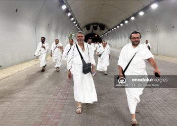 Hacı adayları, Müzdelife yolunda