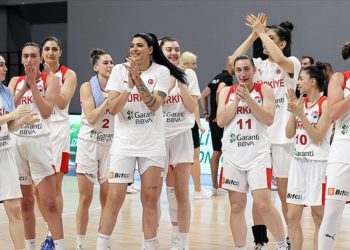 A Milli Kadın Basketbol Takımı hazırlık maçında Polonya'yı 92-64 yendi