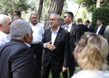 Diyarbakır ve Batman'da bayramlaşma programı düzenlendi