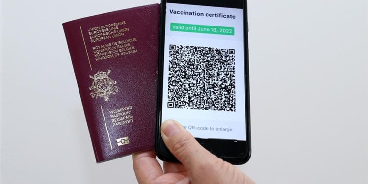 AB, Kovid-19 sertifikalarını küresel sağlık sertifikasına dönüştürmek istiyor