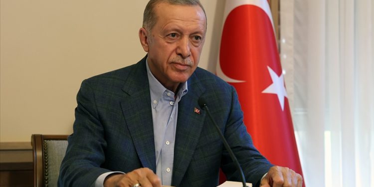 Cumhurbaşkanı Erdoğan, Türkmenistan Devlet Başkanı Berdimuhammedov ile telefonda görüştü