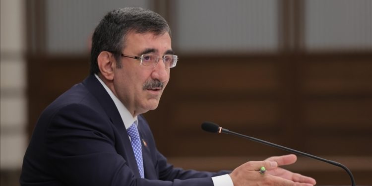 Cumhurbaşkanı Yardımcısı Yılmaz'dan AKPM'de onaylanan rapora tepki